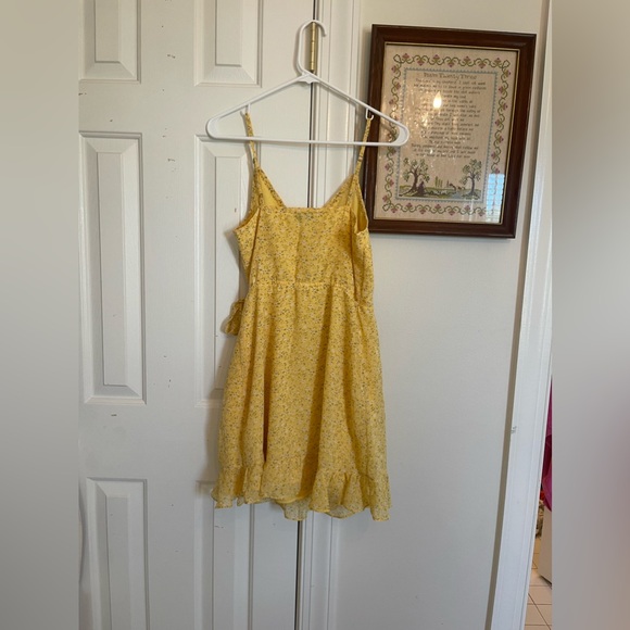 Hollister Wrap Dress Size Small - Picture 6 of 6